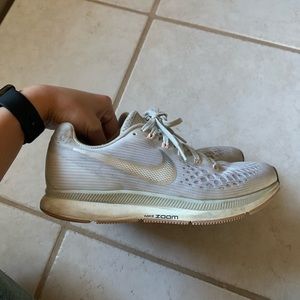 NIKE ZOOM GRAY AND LIGHT PINK WOMENS 7